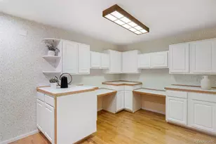 2290 E Columbia Pl, Denver, CO 80210 - Photo 33