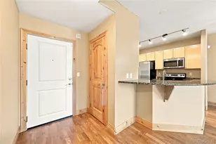 9079 E Panorama Cir, Englewood, CO 80112 - Photo 3