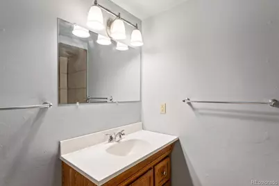 16976 E Progress Circle S, Aurora, CO 80015 - Photo 7