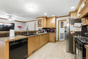 2100 W 100th Ave, Thornton, CO 80260 - Photo 9