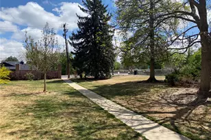 795 S Alton Way, Denver, CO 80247 - Photo 27