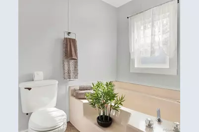 231 Dahlia Street, Bennett, CO 80102 - Photo 13