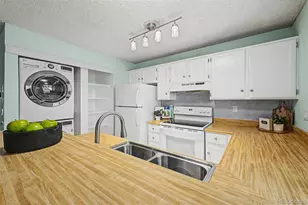 17457 E Rice Cir, Aurora, CO 80015 - Photo 13