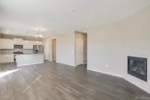 9878 Danube Ct, Commerce City, CO 80022 - Photo 7
