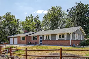 4667 Badger Ln, Littleton, CO 80127 - Photo 3