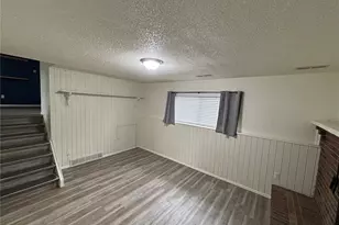 950 S Waco Way, Aurora, CO 80017 - Photo 7