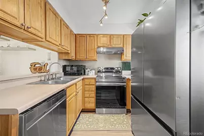 1685 S Blackhawk Way #B, Aurora, CO 80012 - Photo 13