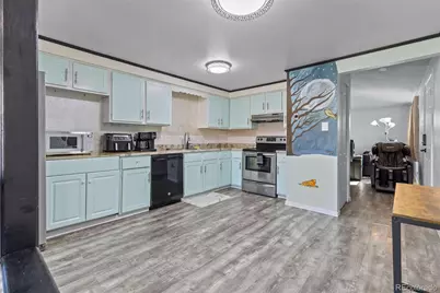 4963 Billings Street, Denver, CO 80239 - Photo 9