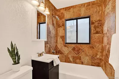 2836 S Grape Way, Denver, CO 80222 - Photo 21