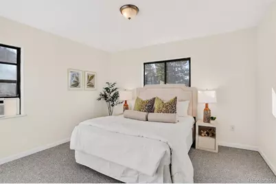 2836 S Grape Way, Denver, CO 80222 - Photo 3