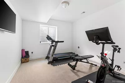 7281 S Vandriver Way, Aurora, CO 80016 - Photo 33