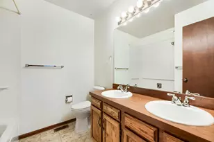17738 E Crestridge Pl, Centennial, CO 80015 - Photo 21