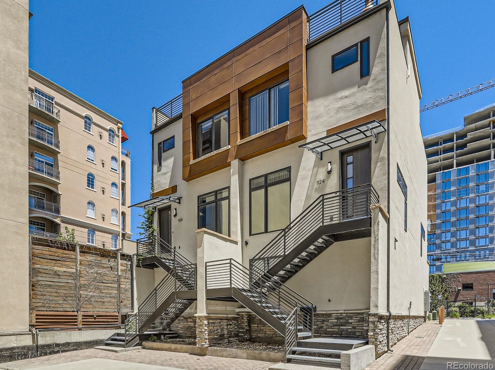 1126 Cherokee St, Denver CO  80204-3632 exterior