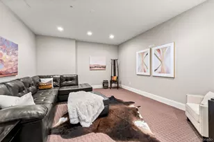 2001 Lincoln St, Denver, CO 80202 - Photo 29