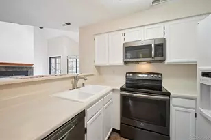 822 S Vance St, Lakewood, CO 80226 - Photo 9