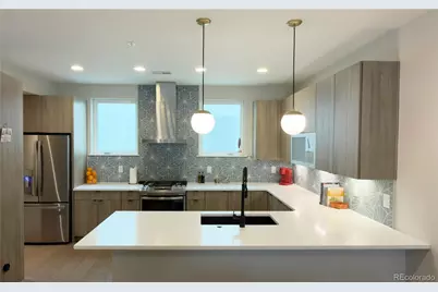 2870 Tremont Place, Denver, CO 80205 - Photo 9