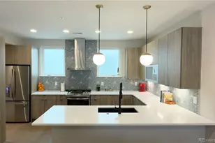 2870 Tremont Pl, Denver, CO 80205 - Photo 9