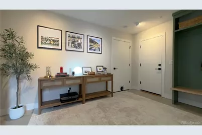 2870 Tremont Place, Denver, CO 80205 - Photo 3