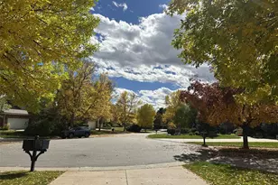 69 Blue Heron Ln, Greenwood Village, CO 80121 - Photo 3