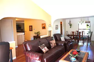3040 S Roslyn St, Denver, CO 80231 - Photo 15