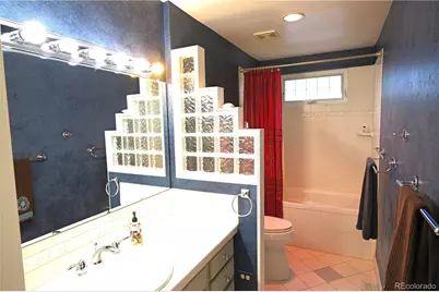 3040 S Roslyn Street, Denver, CO 80231 - Photo 25