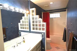 3040 S Roslyn St, Denver, CO 80231 - Photo 25