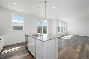 10962 Vaughn St, Commerce City, CO 80022 - Photo 5