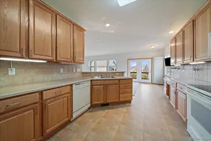22885 E Canyon Pl, Aurora, CO 80016 - Photo 15