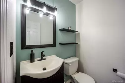16211 E 17th Place #C, Aurora, CO 80011 - Photo 7