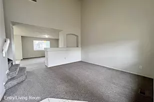 5377 S Ukraine Way, Aurora, CO 80015 - Photo 3