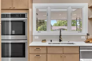 3735 S Hibiscus Way, Denver, CO 80237 - Photo 11
