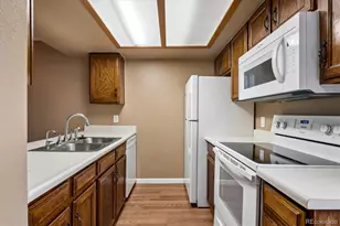 15999 E Alaska Pl, Aurora, CO 80017 - Photo 15