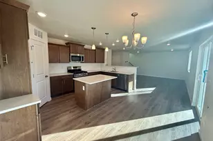 727 N Clubview St, Watkins, CO 80137 - Photo 5