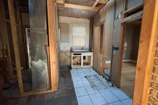 1330 S Corona St, Denver, CO 80210 - Photo 5