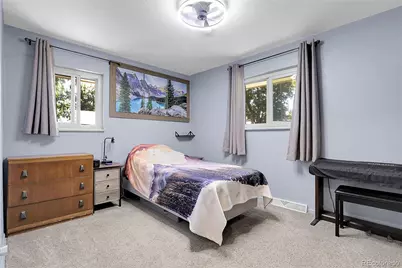 398 S Queen Circle, Lakewood, CO 80226 - Photo 15