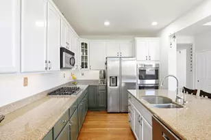 4946 Bluegate Dr, Highlands Ranch, CO 80130 - Photo 5