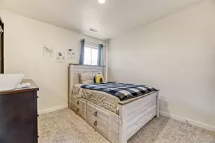 747 N Quatar St, Aurora, CO 80018 - Photo 17