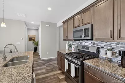 22350 E Mansfield Place, Aurora, CO 80018 - Photo 5