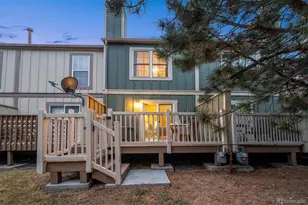 922 S Paris Ct, Aurora, CO 80012 - Photo 29