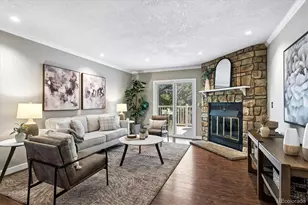 922 S Paris Ct, Aurora, CO 80012 - Photo 13