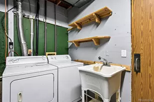 922 S Paris Ct, Aurora, CO 80012 - Photo 25