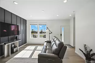 9072 Gladiola Wy, Arvada, CO 80005 - Photo 5