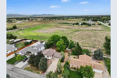 117 35th SW Street, Loveland, CO 80537 - Photo 3