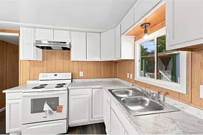 3060 E Bridge Street, Brighton, CO 80601 - Photo 11