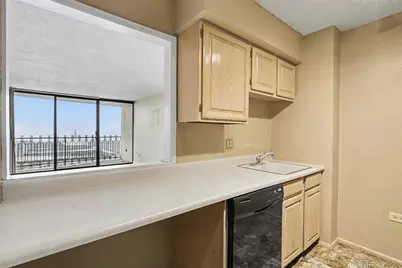1020 15th Street #13N, Denver, CO 80202 - Photo 3