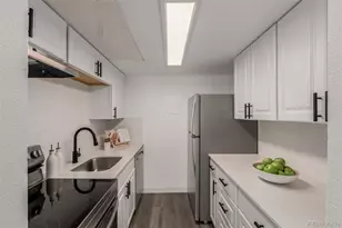 3371 S Monaco Parkway, Denver, CO 80222 - Photo 7