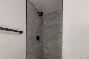 3371 S Monaco Parkway, Denver, CO 80222 - Photo 15