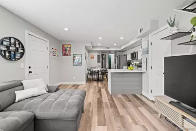 932 S Dearborn Way #11, Aurora, CO 80012 - Photo 9