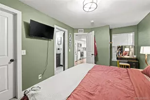 932 S Dearborn Way, Aurora, CO 80012 - Photo 17