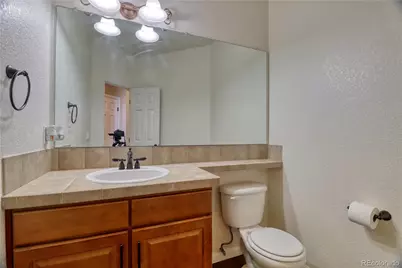 15746 E Aberdeen Avenue, Centennial, CO 80016 - Photo 17